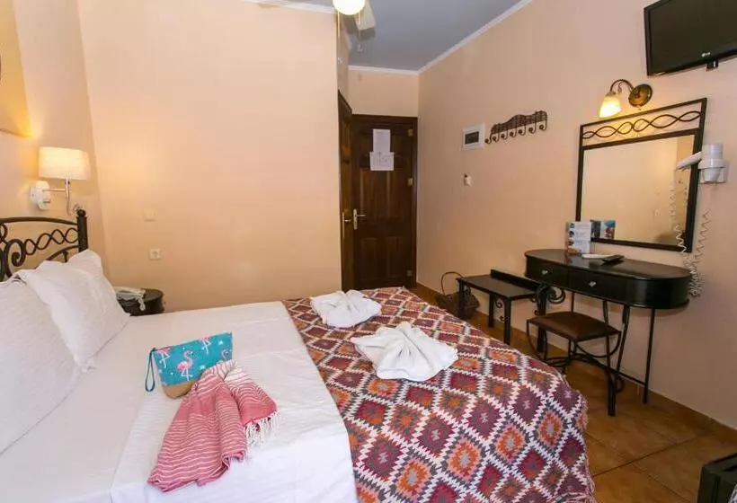 Economy Room, Paradise