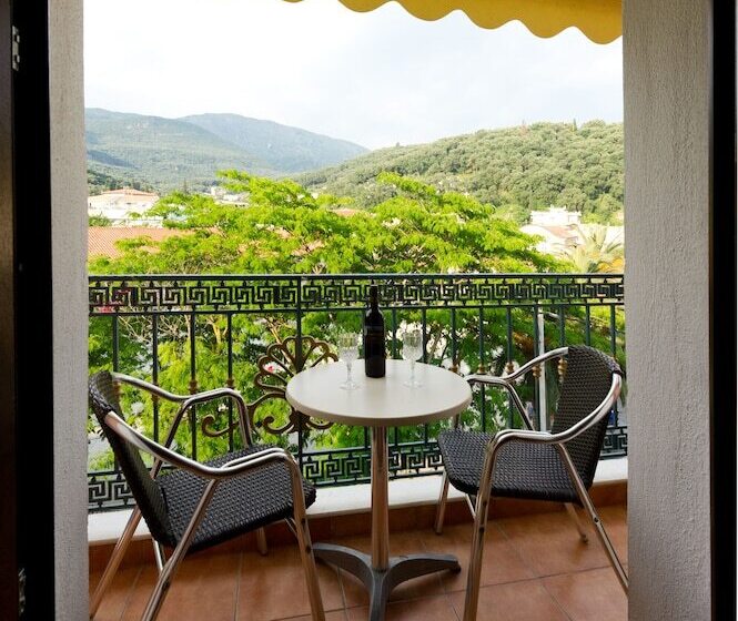 Номер Стандарт Трехместный, Paradise