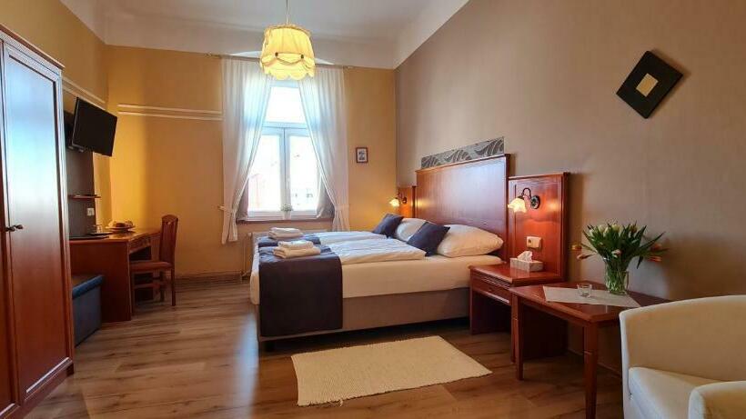 غرفة قياسية, Pension Elektra