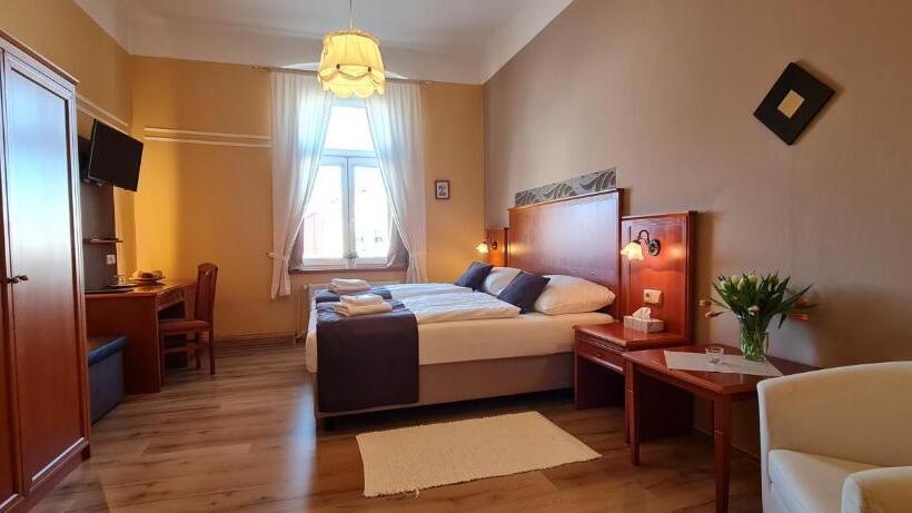 جناح 3 غرف نوم, Pension Elektra