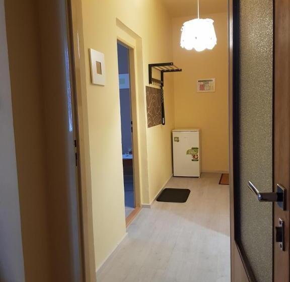 جناح غرفتين نوم, Pension Elektra