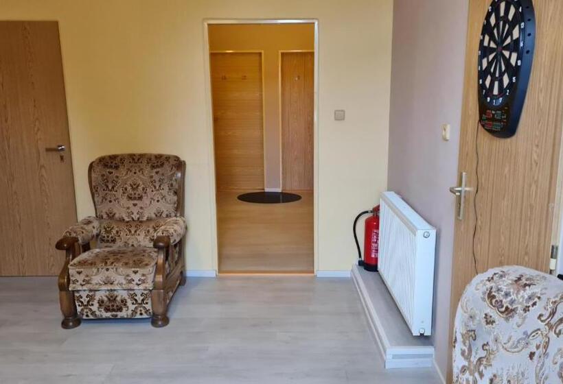 جناح 3 غرف نوم, Pension Elektra