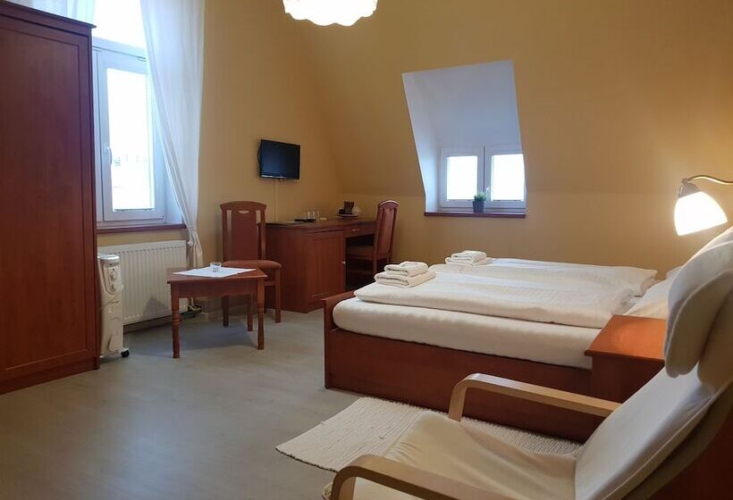 جناح غرفتين نوم, Pension Elektra