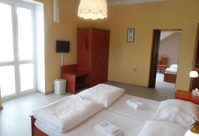 جناح 3 غرف نوم, Pension Elektra