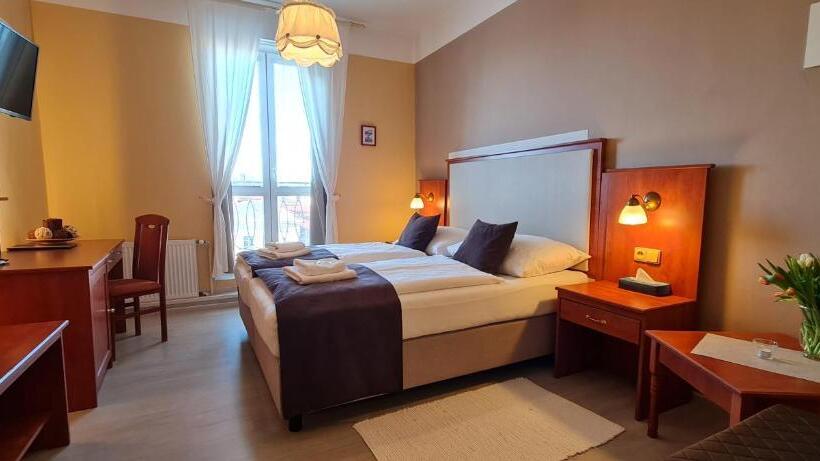 جناح غرفتين نوم, Pension Elektra