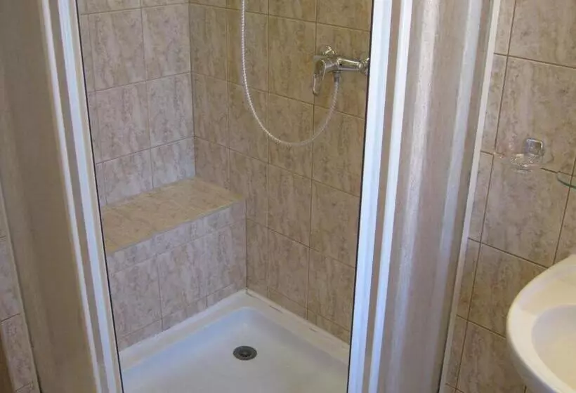 اتاق استاندارد, Privat Apartma Ulrych