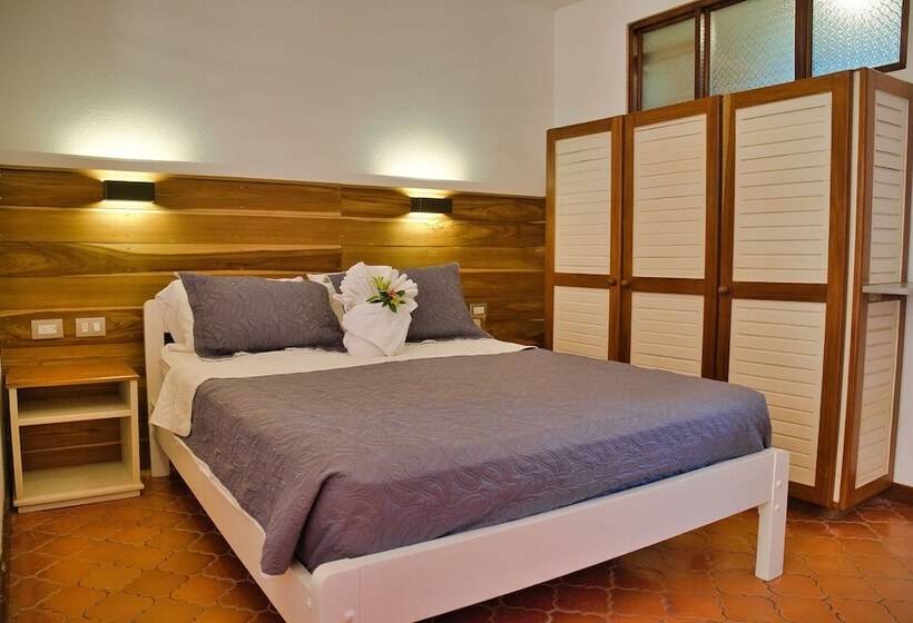 Номер Стандарт Трехместный, Samara Pacific Lodge