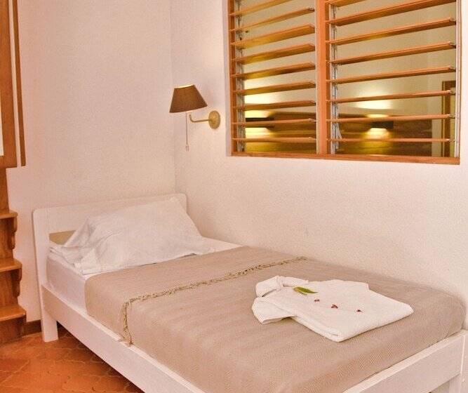 스탠다드 트리플 룸, Samara Pacific Lodge