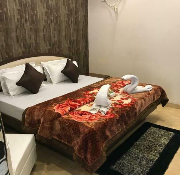 Номер Deluxe, Sheela, 100m From Taj Mahal