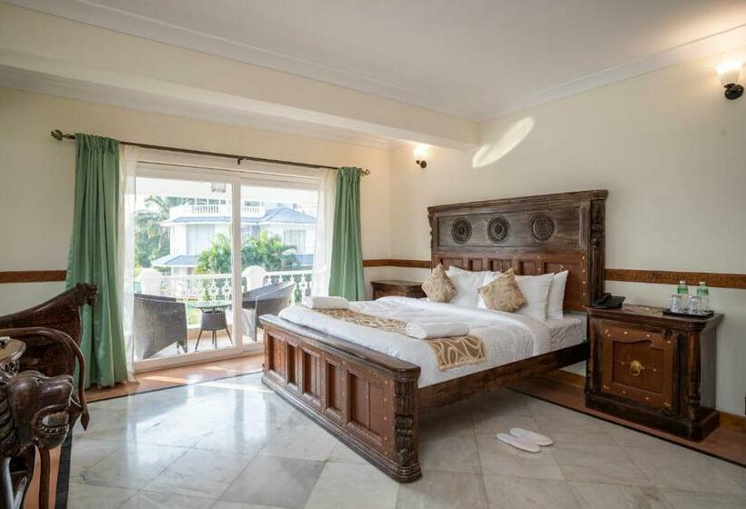 Premium room with river view, Stone Wood Riverfront Resort, Siolim