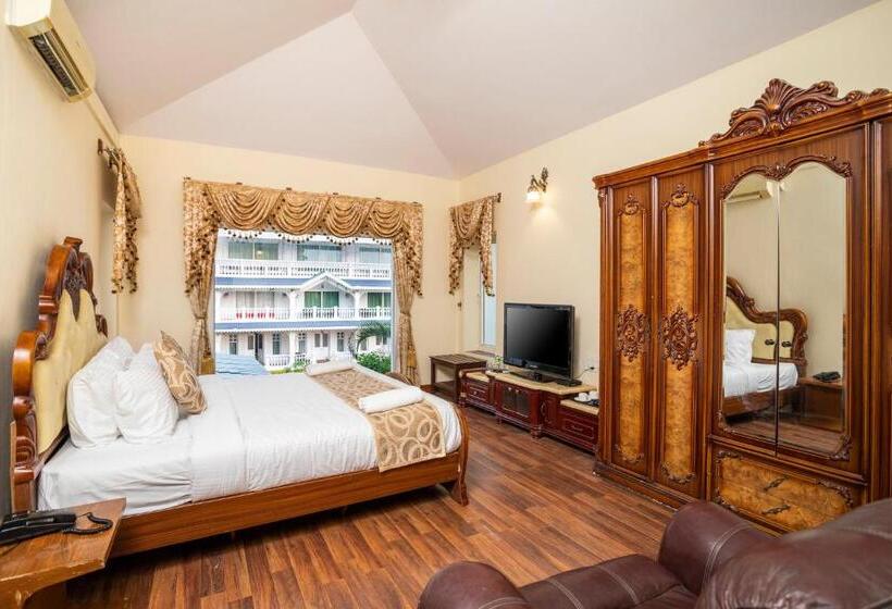 וילה עם 4 חדרי שינה, Stone Wood Riverfront Resort, Siolim