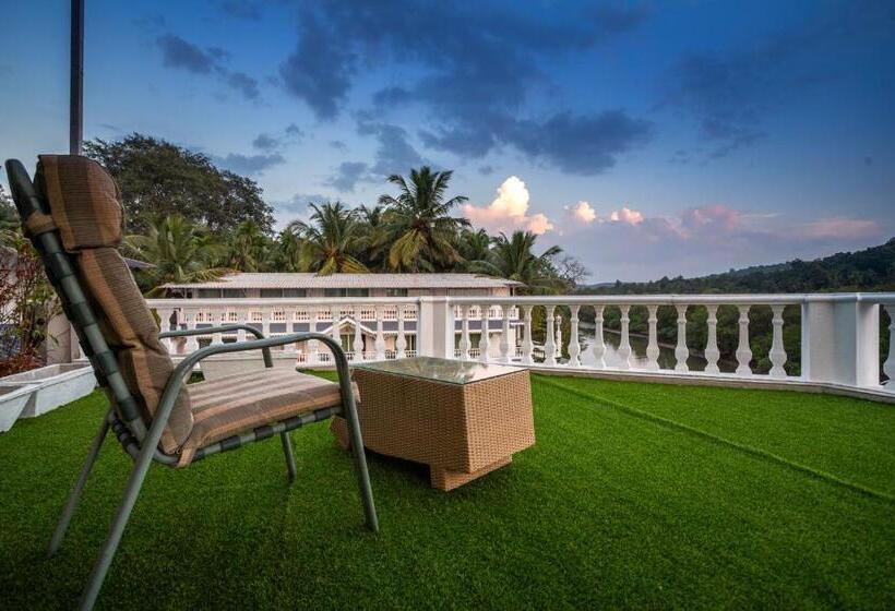 Premium room with river view, Stone Wood Riverfront Resort, Siolim