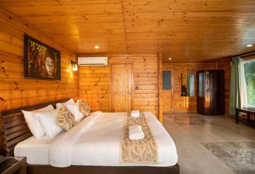 בקתה, Stone Wood Riverfront Resort, Siolim