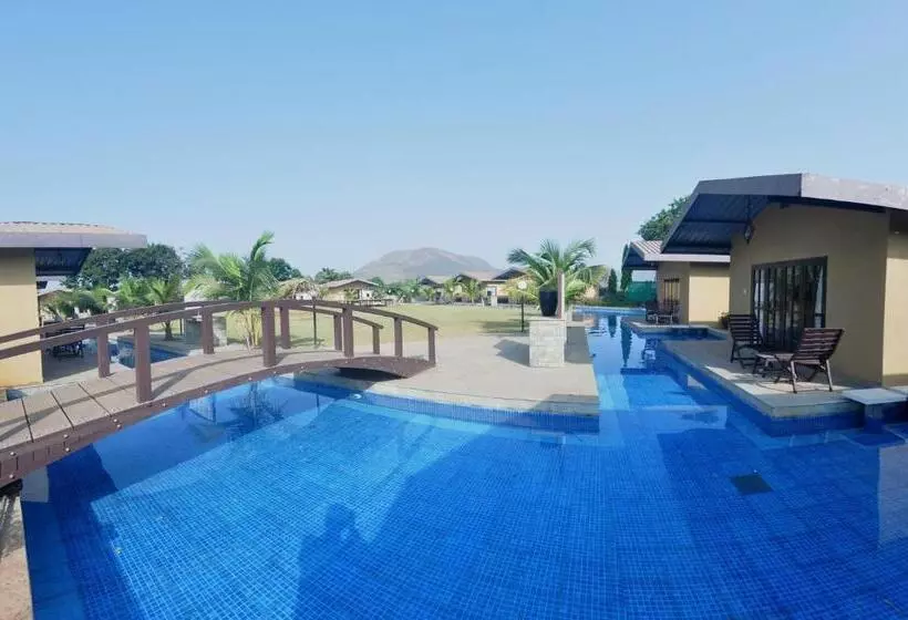 Villa 1 Makuuhuone, Treasure Island Resorts Lonavala