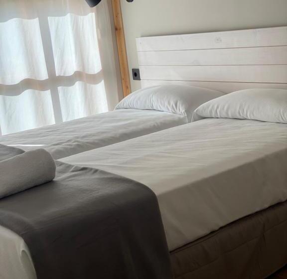 バス共有のスタンダードルーム, Albergue Jakue