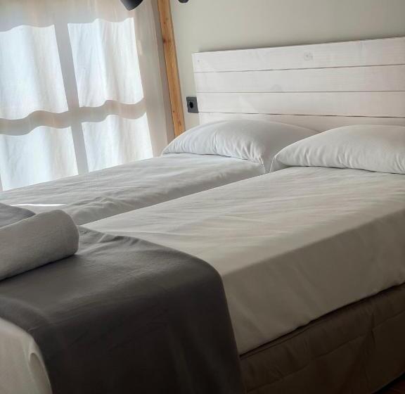 バス共有のスタンダードルーム, Albergue Jakue