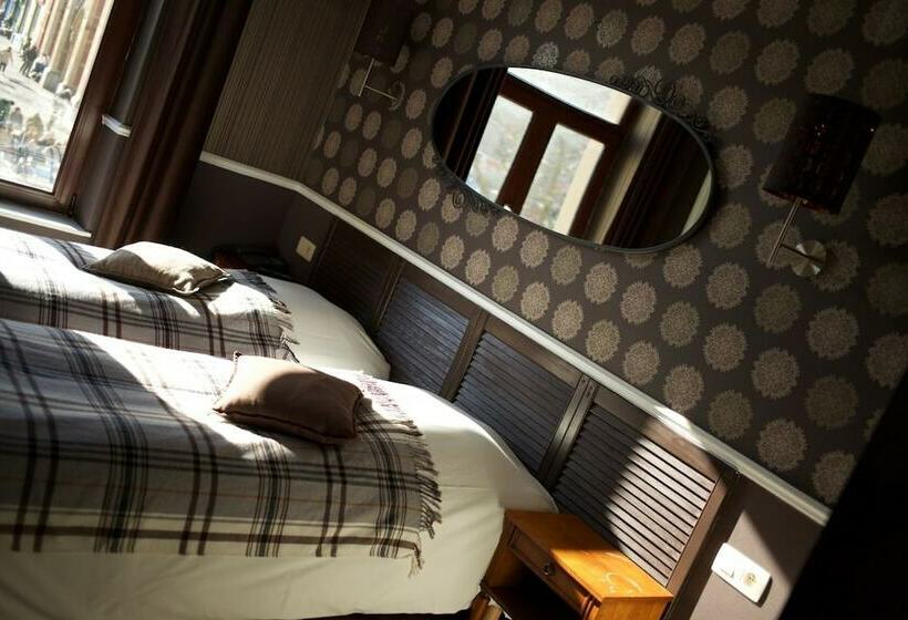 اتاق سوپریور, Hostel Galia