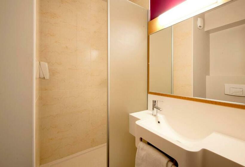 スタンダードトリプルルーム, B&b Hotel Lyon Eurexpo Chassieu