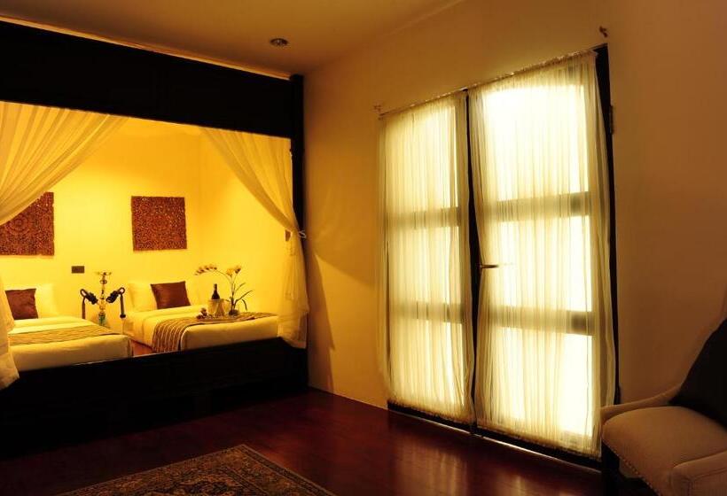 سوییت اجرایی, Boracay Summer Palace