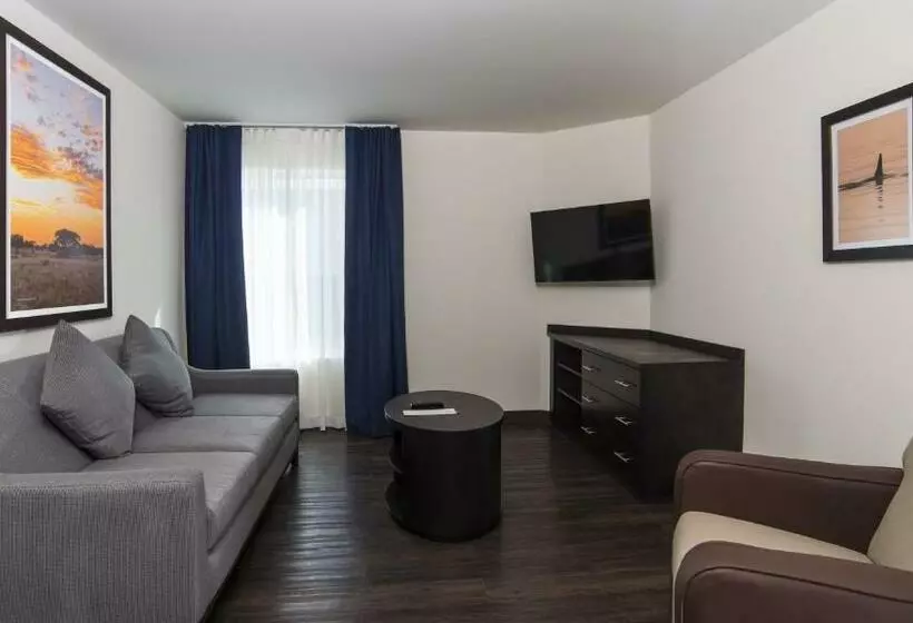 キングサイズベッドのスイートルーム, Candlewood Suites Celaya By Ihg