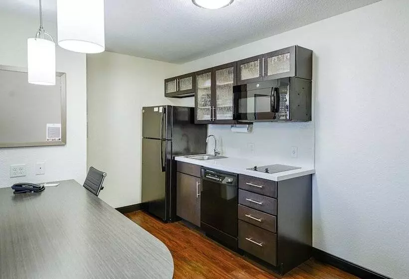 スイート, Candlewood Suites Lakeville I 35, An Ihg
