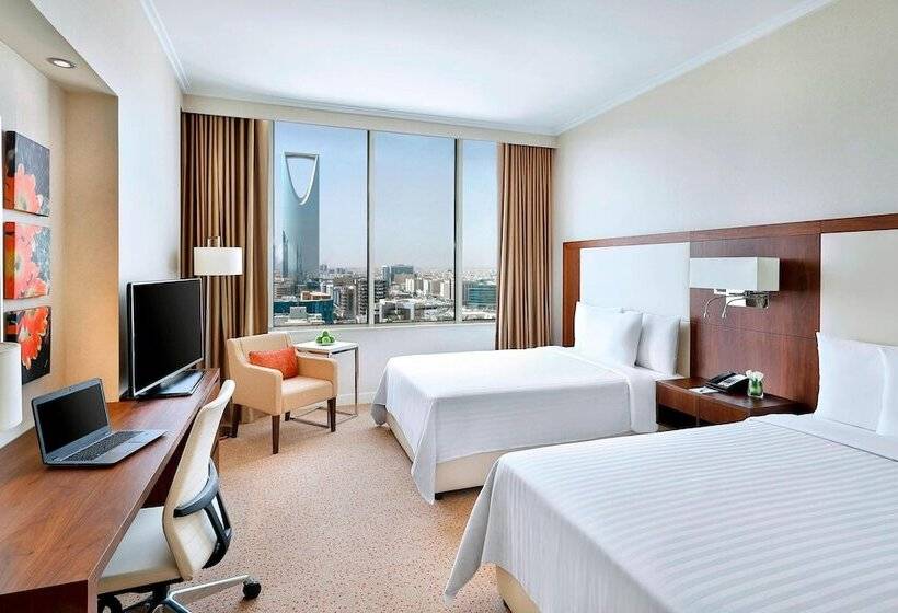 Люкс, Courtyard By Marriott Riyadh Olaya