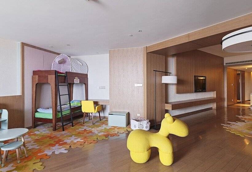 スイート(家族用), Crowne Plaza Ningbo Xiangshan Sea View By Ihg