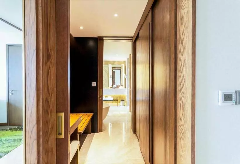 キングサイズベッドのエクゼクティブ, Crowne Plaza Vientiane, An Ihg