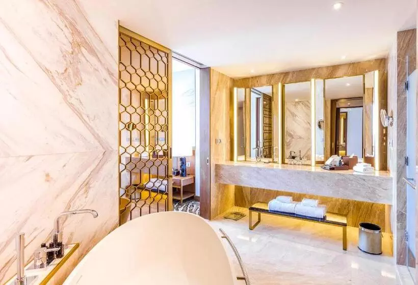 キングサイズベッドのエクゼクティブ, Crowne Plaza Vientiane, An Ihg