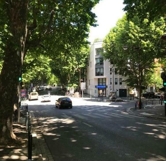 Номер Economy, Hôtel Des Arts Aix