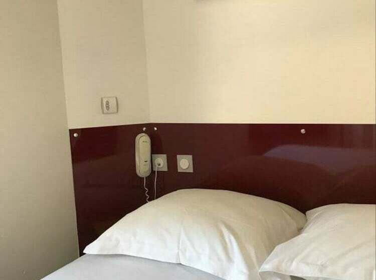 Номер Стандарт, Hôtel Des Arts Aix