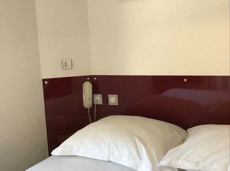 Номер Стандарт Индивидуальный, Hôtel Des Arts Aix