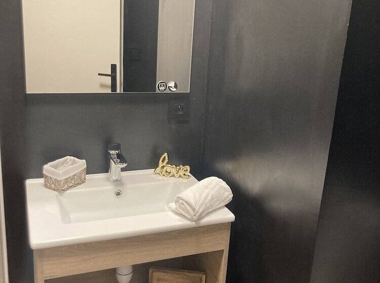 Номер Стандарт, Du Chateau