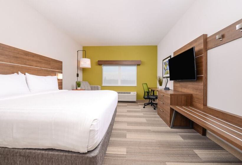 Номер Стандарт, Holiday Inn Express & Suites   St. Petersburg   Madeira Beach, An Ihg
