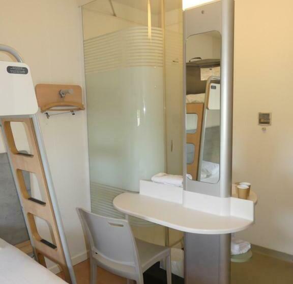 Номер Стандарт Трехместный, Ibis Budget Istres Trigance