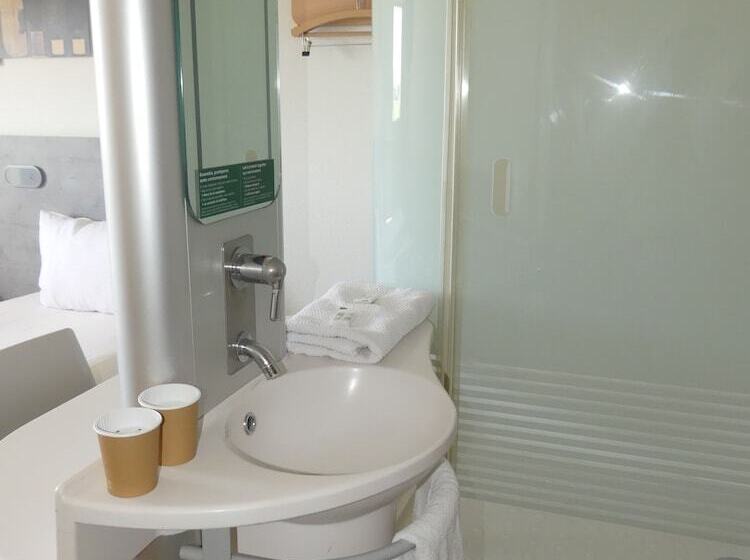 Семейный Номер, Ibis Budget Istres Trigance