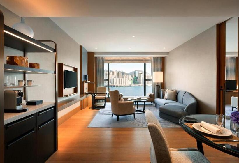 سوئیت اجرایی با تخت کینگ, Kerry Hotel, Hong Kong
