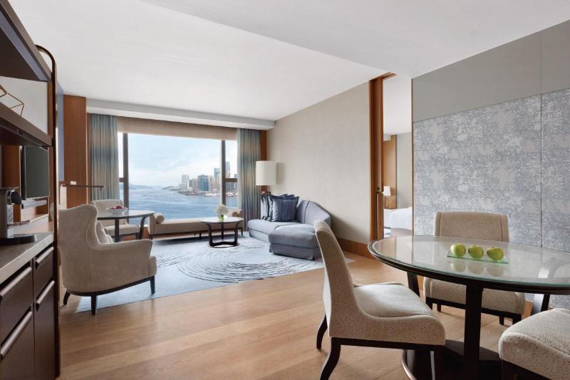 سوئیت اجرایی با تخت کینگ, Kerry Hotel, Hong Kong