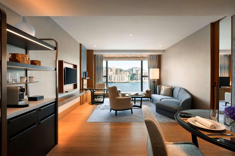 سوئیت اجرایی با تخت کینگ, Kerry Hotel, Hong Kong