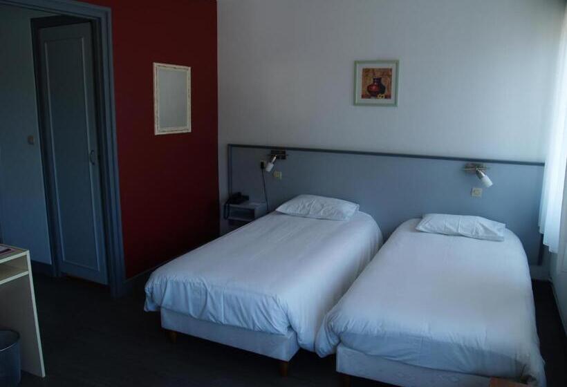 스탠다드 트리플 룸, Le Relais Vauban