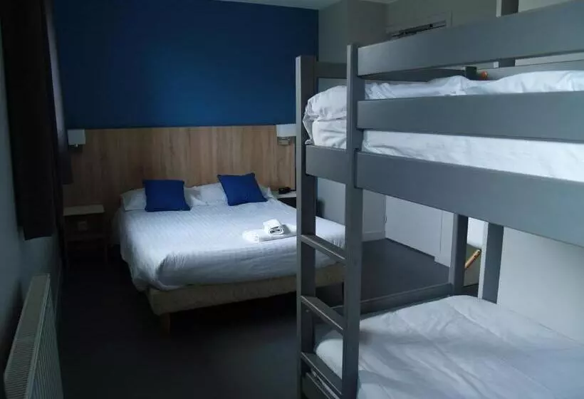 اتاق استاندارد چهار تخته, Le Relais Vauban