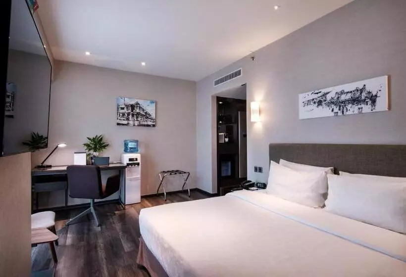 Quarto Deluxe, Olive Tree