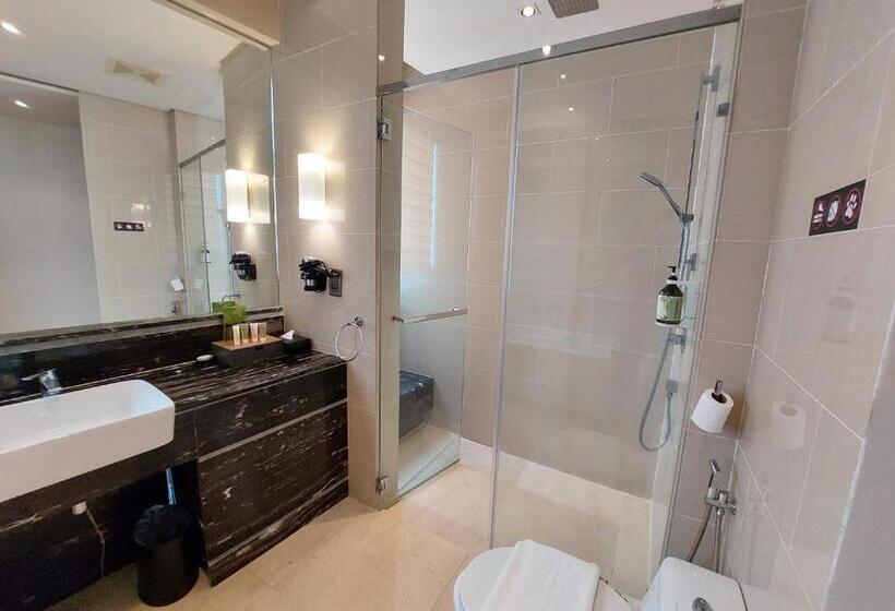 Executive Suite, Olive Tree