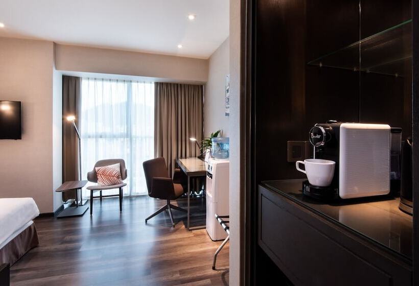 Deluxe Szoba, Olive Tree