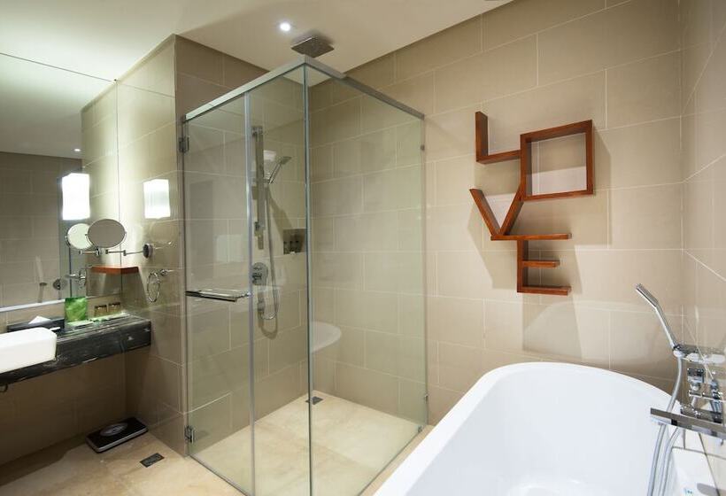 Executive Suite, Olive Tree