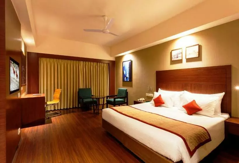 Chambre Executive, Ramee Panchshil