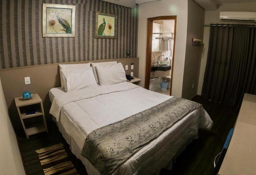 Номер Deluxe, Santo Graal