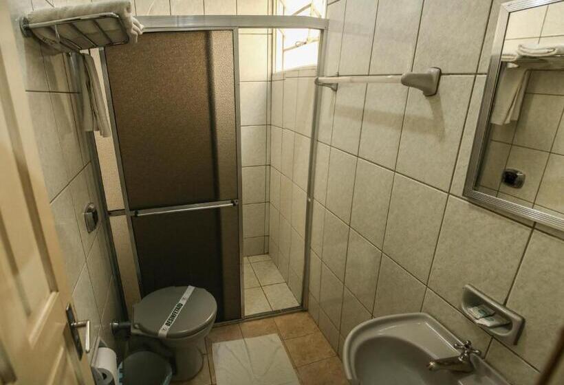 Апартаменты 1 Спальня, Santo Graal