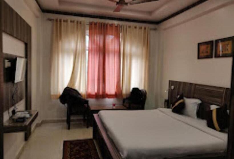 Habitació Deluxe Llit King, Sheetal Regency , Mathura