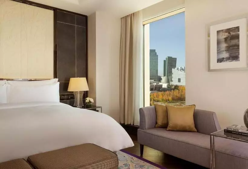 اتاق لوکس با تخت بزرگ, The Ritzcarlton, Astana
